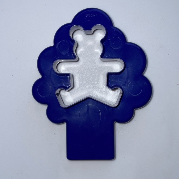 Family Cookie Cutter Set with Case GUC - Picture 3 of 7